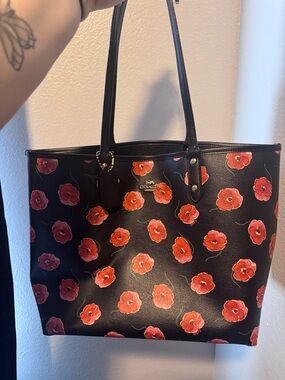 COACH Reversible City Tote with Poppy Print